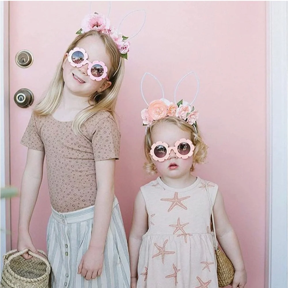 Girls Daisy Yellow Green Glitter Sunglasses - Supercute!